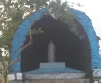 Pesona Wisata Religi Gua Maria Golo Renda