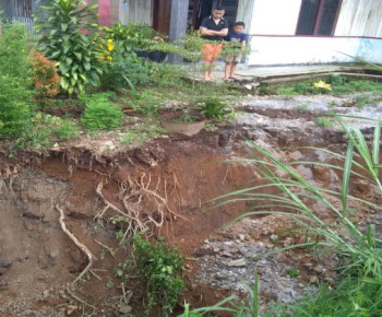 Warga Wae Gogol Termakan Janji Manis BPBD Manggarai