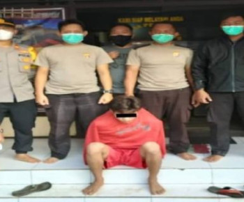 Sadis! Tukang Bakso Gorok Leher Pamannya di Hadapan Istri dan Anak