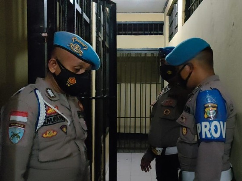 Anggota Polsek Komodo Ditegur Kasie Propam, Ini Alasannya