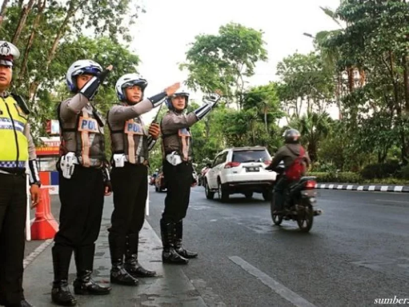 Padahal Gajinya Standar tetapi Polisi Bisa Cepat Kaya Raya, Ini Alasannya