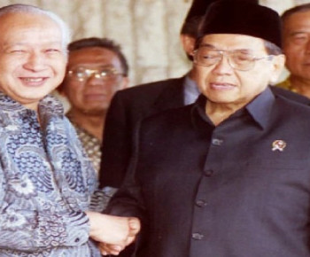 Soeharto Marah Ketika Gus Dur Menyebutnya Bodoh