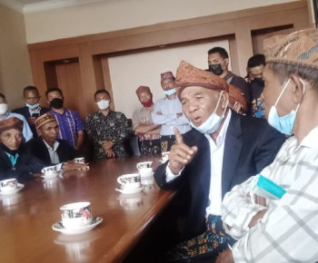 Baru Dilantik Jadi Kepala SMPN 1 Ruteng, Albertus Langsung Korupsi