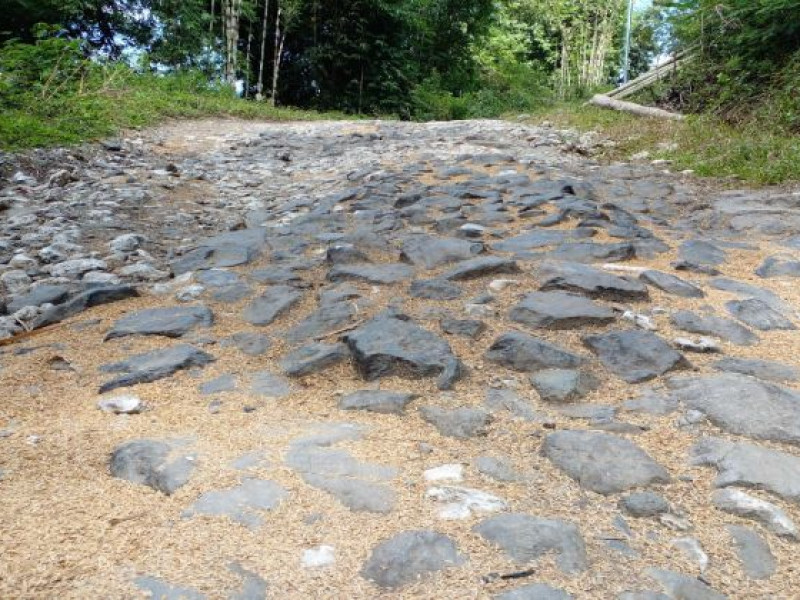 Jalan Rusak Parah