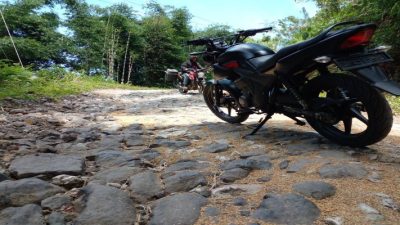 Jalan Rusak Parah