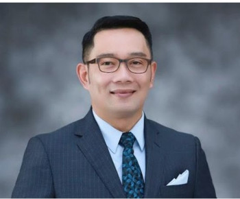 TNI/Polri bantu vaksinasi, Ridwan Kamil: bukti minimnya faskes di RI
