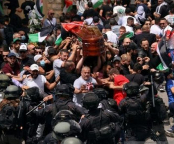 Pelayat Jurnalis Shireen Abu Akleh Dipukuli Polisi Israel