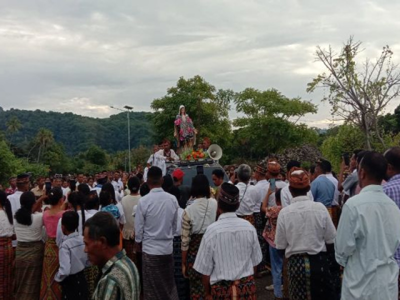 Perarakan Arca Bunda Maria