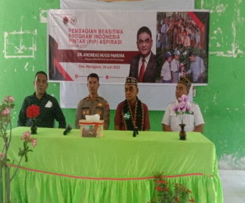 Sambangi SMK Mutiara Bangsa Reo, AHP: PIP Mencegah Anak Putus Sekolah