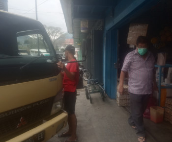 Trotoar Diklaim Pengusaha, Dishub Manggarai Lakukan Hal ini