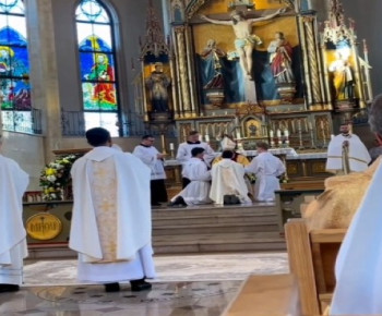 Dua WNI Asal NTT Ditahbiskan Jadi Imam Gereja di Kazakhstan