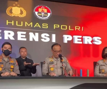 Doorstop Kadiv Humas Polri
