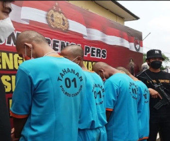 Sebarkan Video Sesama Jenis, Pria Blora Dibunuh di Cianjur