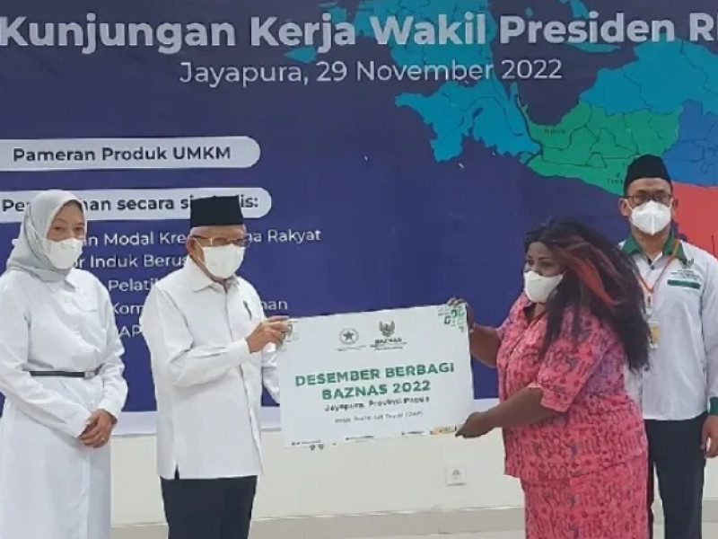 Desember Berbagi, Wapres salurkan 600 paket sembako Baznas di Jayapura