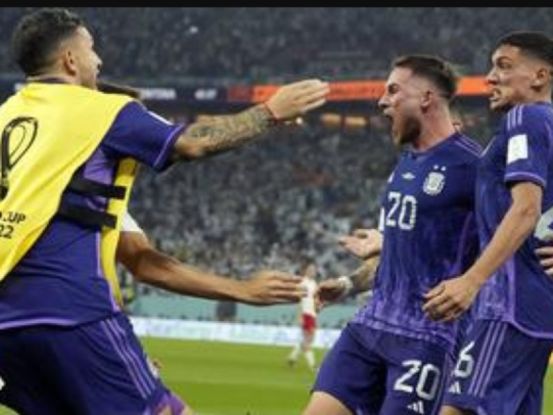 Argentina Puncaki Klasemen Akhir Grup C Usai Tumbangkan Polandia