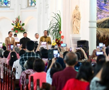 Jokowi Masuk Katedral Bogor, Sempat Menunggu Sebelum Sambutan, Alasannya Mulia Sekali