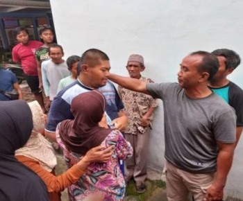 Menghilang 25 Tahun Gegara Takut Sunat, Pria Klaten Kini Pulang dengan 3 Rombongan Bermobil
