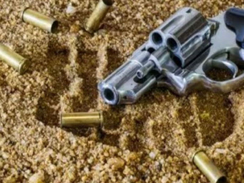 Pistol Polisi