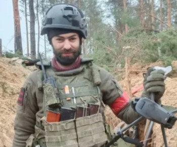 Tentara Bayaran neo-Nazi Rusia yang Melambaikan Tengkorak Ditembak di Kepala