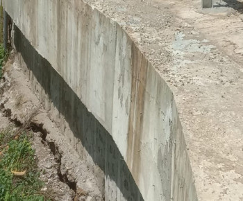 Telan Biaya 15 M, Proyek Bore Pile Jalur Jalan Negara Ruteng Reo Rusak Parah