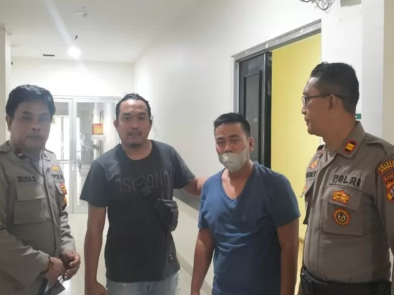 Diduga Gegara Cemburu Motif Mantri S Tusuk Kades Pakai Jarum Suntik