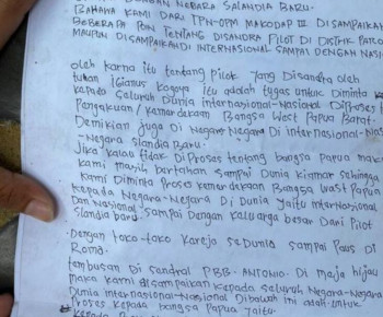 Minta Pengakuan Dunia International, KKB Titipkan Surat ke Pilot Susi Air