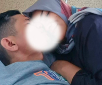 Waduh, Viral Foto Kadis di Kota Padang Cium Bibir Istri Orang