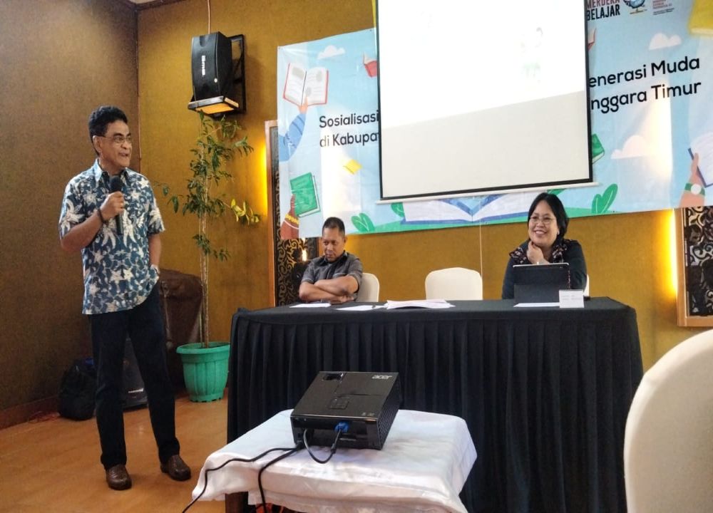 Revitalisasi Bahasa Daerah