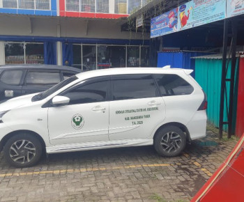 Diduga Termos Vaksin pada Mobil Operasional Dokter Spesialis RSUD Borong Dipakai Simpan Bir Anker