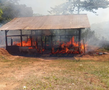 Dilalap Api, Rumah Warga di Desa Tengku Lese Rata Tanah, Kerugian Capai 75 juta