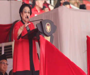 Perang Dingin Jokowi Vs Megawati di Acara Puncak Bulan Bung Karno, Megawati Dipermalukan