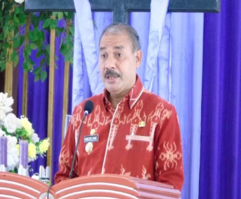 Pemda Sumba Timur Lantik 260 Pejabat Pemerintah