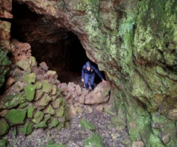 Ahli Paleontologi Temukan Pemakaman Manusia Purba Tertua di Dunia