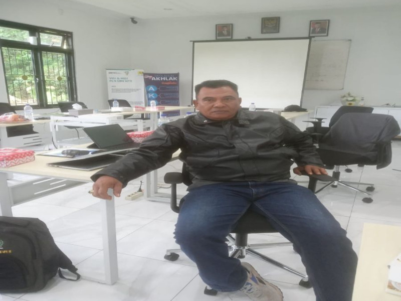 Demi Konten Tolak Geothermal Poco Leok, Diduga Pastor Katolik di Manggarai Suruh Wanita Telanjang