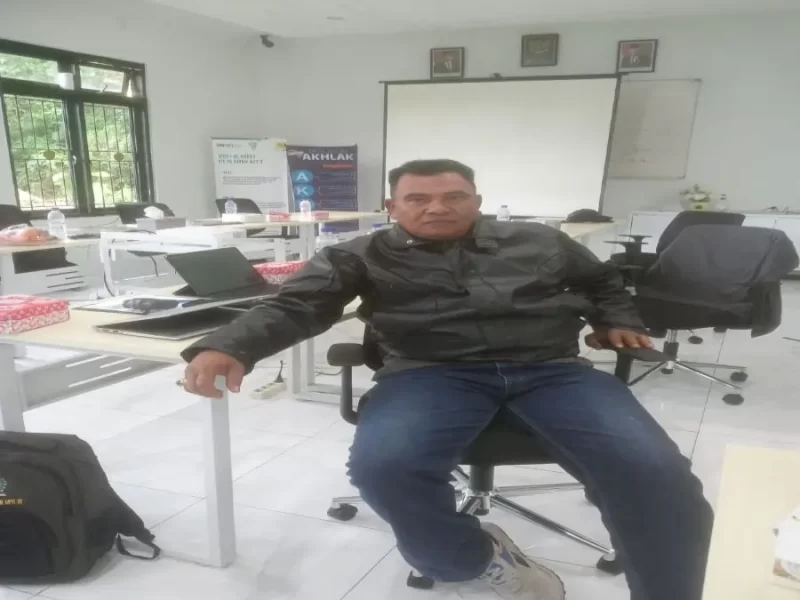 Demi Konten Tolak Geothermal Poco Leok, Diduga Pastor Katolik di Manggarai Suruh Wanita Telanjang