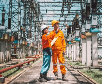 Terbukti Lebih Andal, 563 Industri dan Bisnis Berganti Jadi Pelanggan PLN