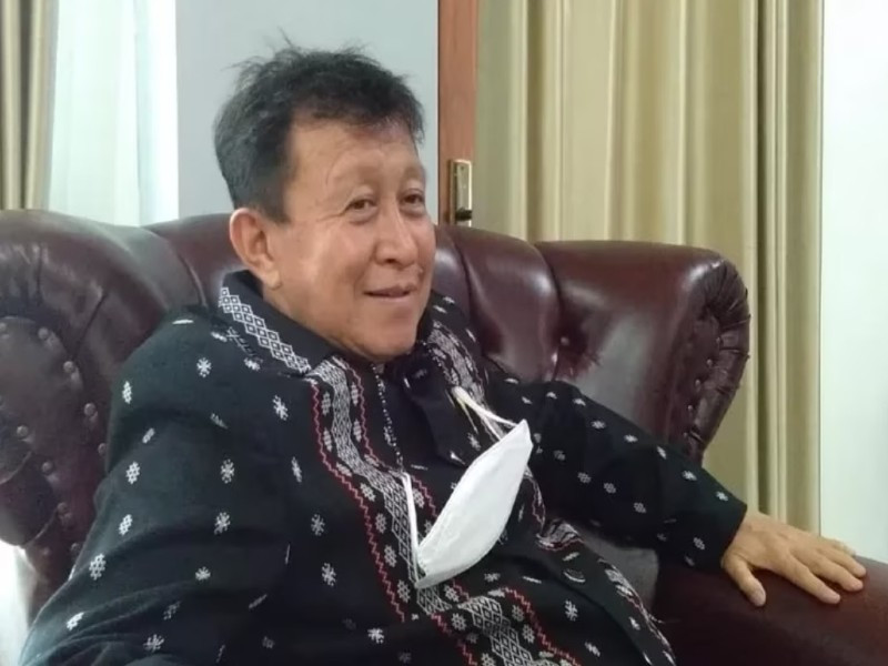 Rotok Gantikan Plate ke Senayan, Balas Jasa Wabup Mabar Siap Menangkan?