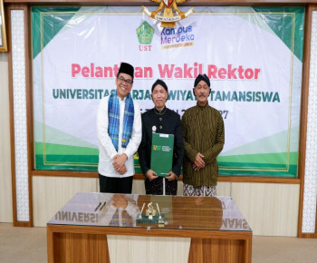 Rektor UST Yogyakarta Lantik Putra Manggarai jadi Warek IV Periode 2023-2027