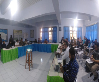 Duduk Bareng PLN Bahas Geothermal Poco Leok, Romo Vikjen: Revolusi Gereja Mempersatukan