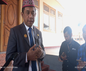 Respon Tuntutan Nakes Non ASN, Bupati Nabit: Bisa Dinaikan Tetapi Ada yang Dikorbankan