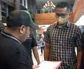 Buat Keterangan Tipu-Tipu Kasus BTS di Persidangan, Walbertus Wisang Ditangkap