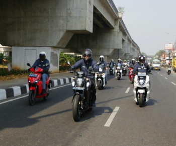 Pimpin Transisi Kendaraan Listrik, PLN Targetkan di 2024 100 Persen Operasional Pakai Molis