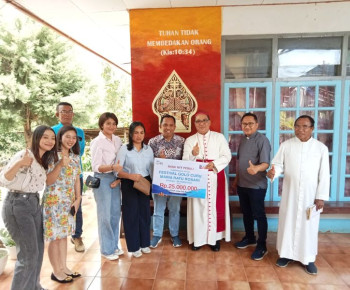 Sukseskan Festival Golo Curu, Bank NTT Sumbang Dana 25 Juta