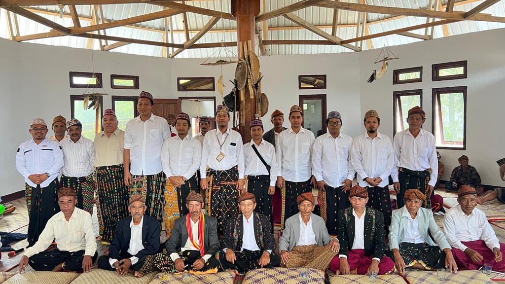 Upacara Adat Penti