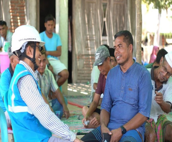 Kado HLN ke-78, PLN NTB Nyalakan Listrik Warga Desa Labuhan Aji di Pulau Moyo Selama 24 Jam