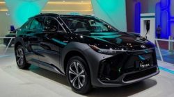 Toyota_BZ4X_
