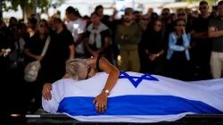076116400_1699335261-20231107-Sebulan-Perang-Hamas-Israel-AP-5