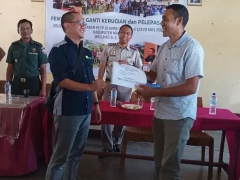 Dapat Ganti Untung, Pemilik Lahan Pengembangan PLTP Ulumbu Poco Leok Resmi Melepas Hak