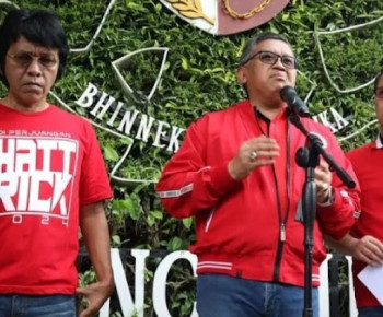 Jokowi Diklaim Zulhas Jadi Kader PAN, Begini Respons Sekjen PDI-P