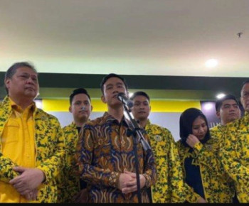 Usai Kembalikan KTA Gibran Jadi Kader Golkar, Hasto Ngaku Ditelpon Airlangga